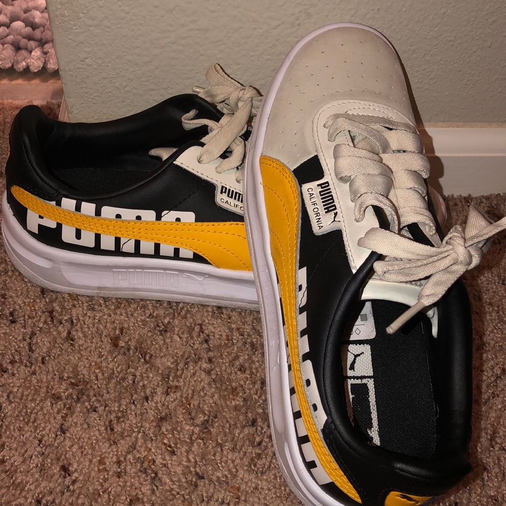 Puma women’s size 8